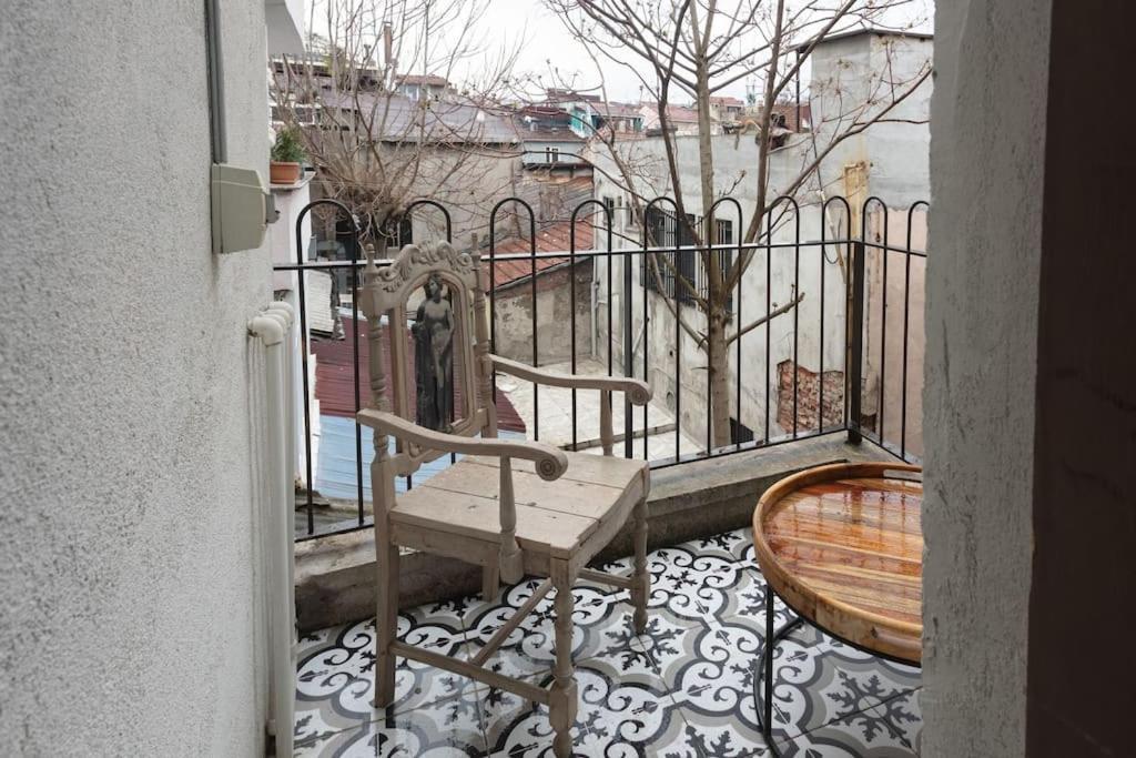 Historic Unique Town House Golden Horn Apartament